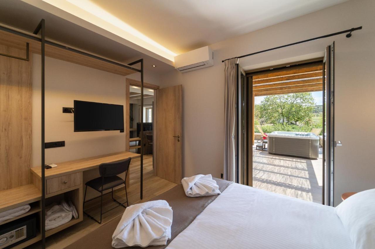Foiníki Quinta Essentia Suites מראה חיצוני תמונה